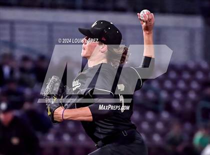 Thumbnail 1 in Corona vs. Harvard-Westlake (CIF SS DIV 1 Championship) photogallery.