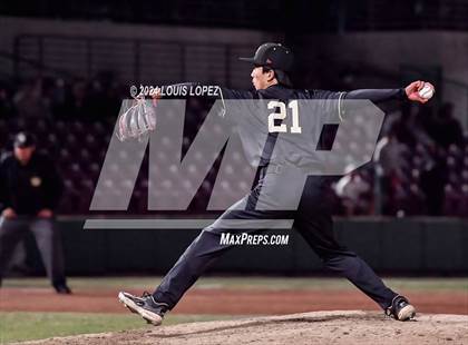 Thumbnail 1 in Corona vs. Harvard-Westlake (CIF SS DIV 1 Championship) photogallery.