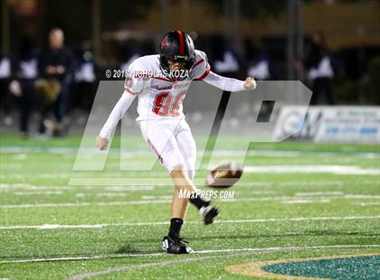 Thumbnail 2 in Harvard-Westlake vs. St. Genevieve photogallery.