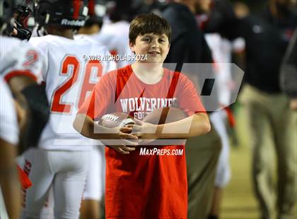 Thumbnail 1 in Harvard-Westlake vs. St. Genevieve photogallery.