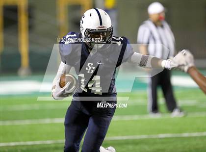 Thumbnail 3 in Harvard-Westlake vs. St. Genevieve photogallery.