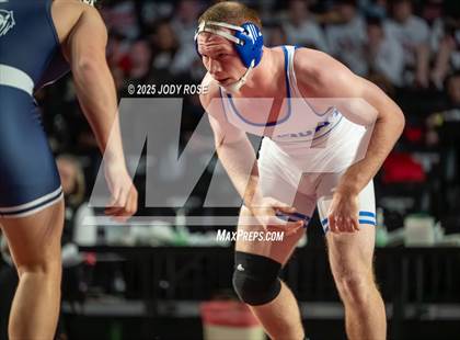 Thumbnail 2 in UHSAA 6A State Championship  photogallery.