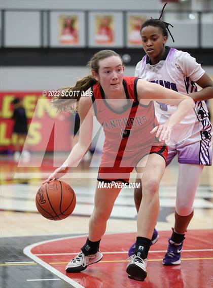 Thumbnail 1 in Fairbanks vs Africentric Early College (OHSAA D3 District Final) photogallery.