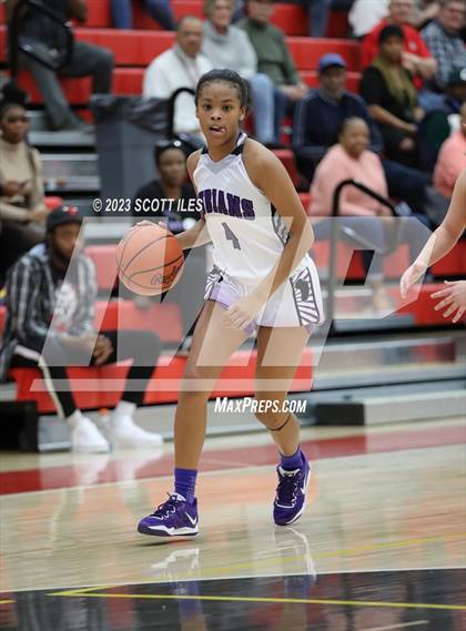 Thumbnail 1 in Fairbanks vs Africentric Early College (OHSAA D3 District Final) photogallery.