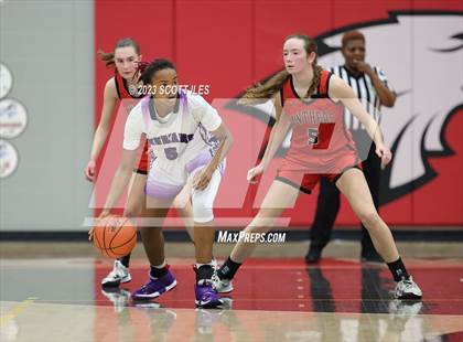 Thumbnail 3 in Fairbanks vs Africentric Early College (OHSAA D3 District Final) photogallery.