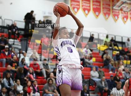 Thumbnail 1 in Fairbanks vs Africentric Early College (OHSAA D3 District Final) photogallery.