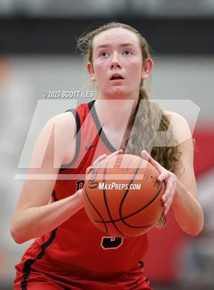 Thumbnail 3 in Fairbanks vs Africentric Early College (OHSAA D3 District Final) photogallery.