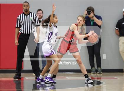 Thumbnail 1 in Fairbanks vs Africentric Early College (OHSAA D3 District Final) photogallery.