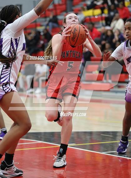 Thumbnail 2 in Fairbanks vs Africentric Early College (OHSAA D3 District Final) photogallery.