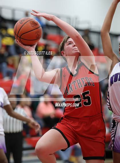 Thumbnail 2 in Fairbanks vs Africentric Early College (OHSAA D3 District Final) photogallery.