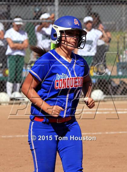 Thumbnail 3 in Bonita vs Los Altos photogallery.