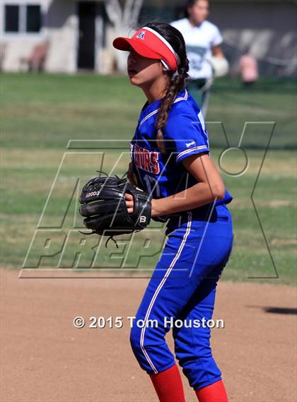 Thumbnail 1 in Bonita vs Los Altos photogallery.