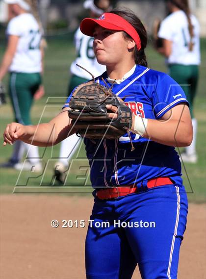 Thumbnail 2 in Bonita vs Los Altos photogallery.