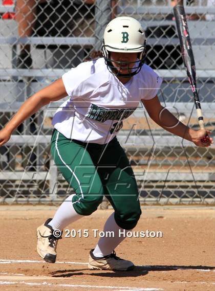 Thumbnail 2 in Bonita vs Los Altos photogallery.