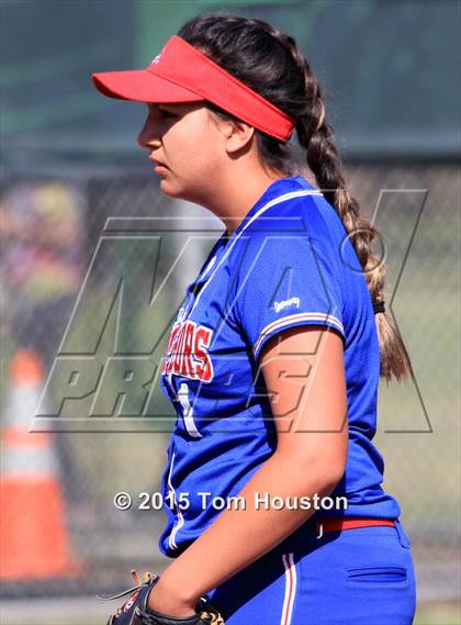 Thumbnail 3 in Bonita vs Los Altos photogallery.