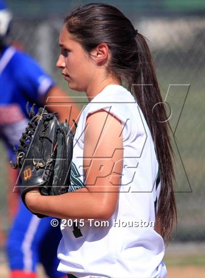Thumbnail 2 in Bonita vs Los Altos photogallery.