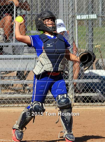 Thumbnail 1 in Bonita vs Los Altos photogallery.
