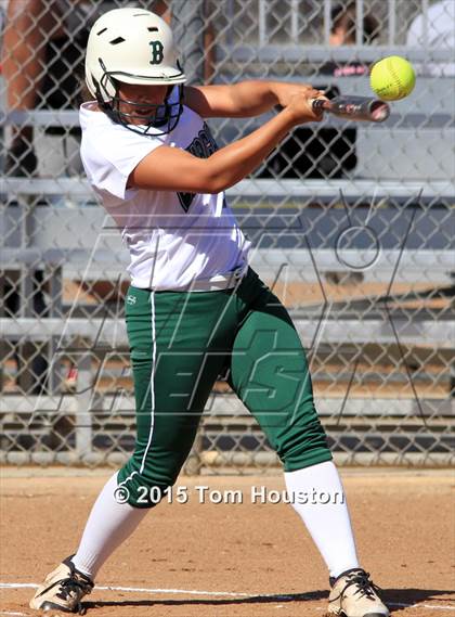 Thumbnail 1 in Bonita vs Los Altos photogallery.