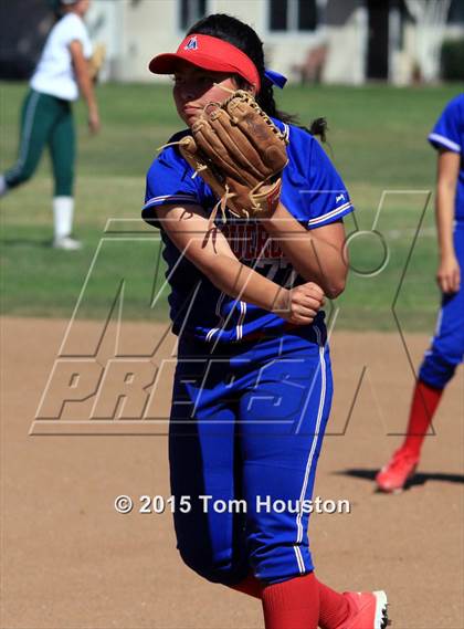 Thumbnail 1 in Bonita vs Los Altos photogallery.