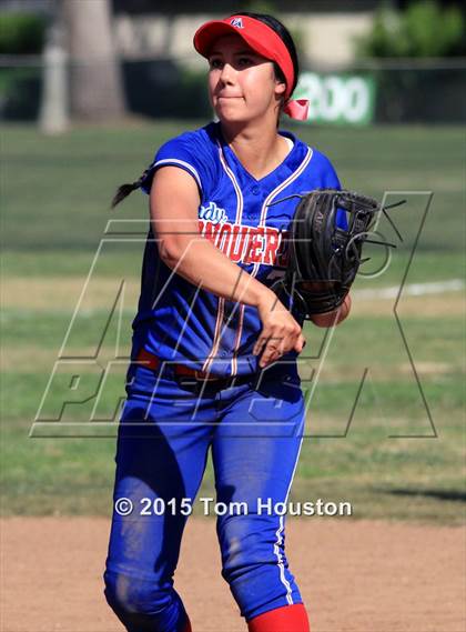 Thumbnail 2 in Bonita vs Los Altos photogallery.