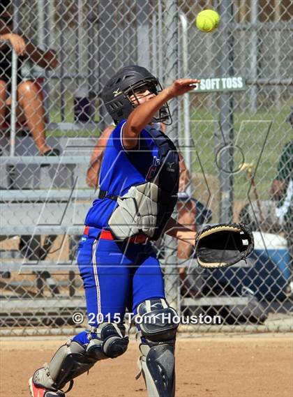 Thumbnail 2 in Bonita vs Los Altos photogallery.