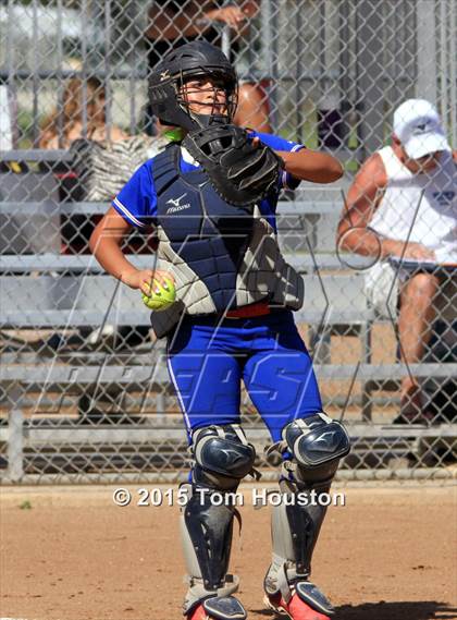 Thumbnail 1 in Bonita vs Los Altos photogallery.