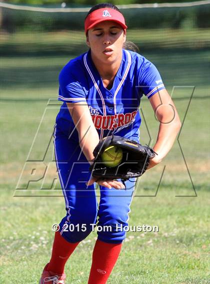 Thumbnail 1 in Bonita vs Los Altos photogallery.
