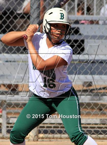 Thumbnail 3 in Bonita vs Los Altos photogallery.