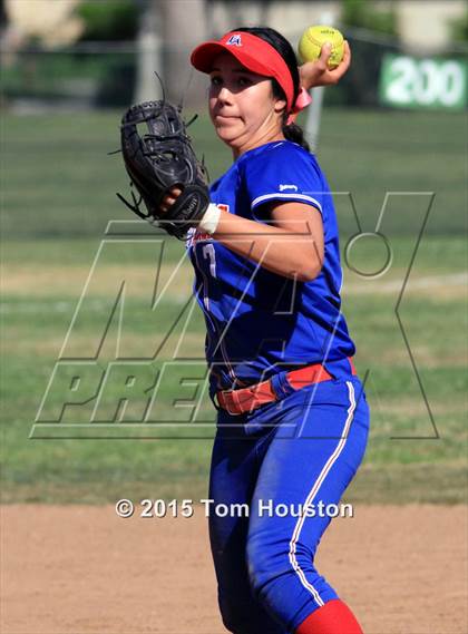 Thumbnail 3 in Bonita vs Los Altos photogallery.