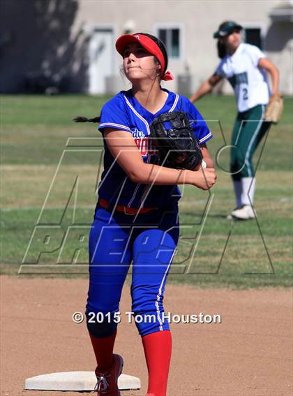 Thumbnail 2 in Bonita vs Los Altos photogallery.