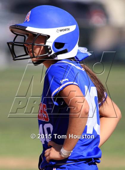 Thumbnail 1 in Bonita vs Los Altos photogallery.
