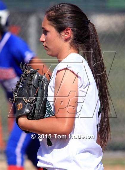 Thumbnail 3 in Bonita vs Los Altos photogallery.