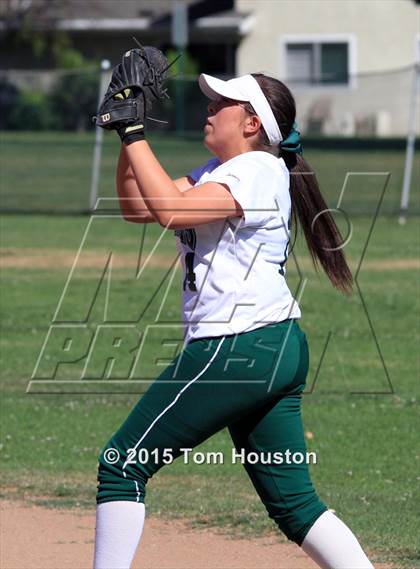 Thumbnail 1 in Bonita vs Los Altos photogallery.