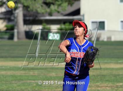 Thumbnail 3 in Bonita vs Los Altos photogallery.