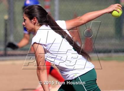 Thumbnail 2 in Bonita vs Los Altos photogallery.