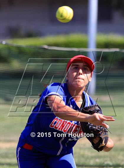 Thumbnail 2 in Bonita vs Los Altos photogallery.