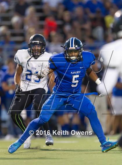 Thumbnail 2 in Hebron @ Plano West photogallery.