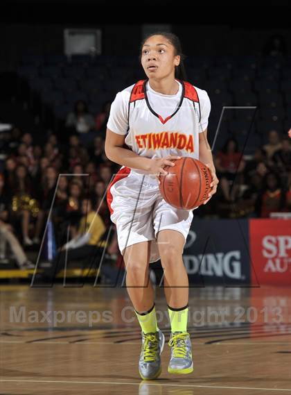 Thumbnail 2 in Santiago vs. Etiwanda (CIF SS D1AA Final) photogallery.