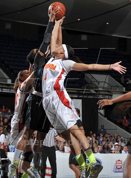 Thumbnail 1 in Santiago vs. Etiwanda (CIF SS D1AA Final) photogallery.