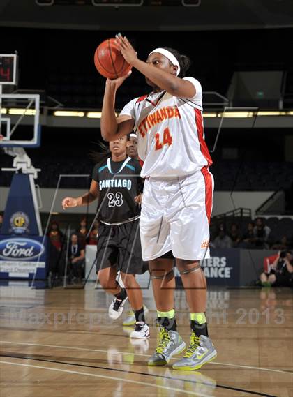 Thumbnail 2 in Santiago vs. Etiwanda (CIF SS D1AA Final) photogallery.