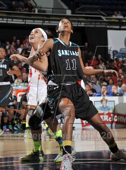 Thumbnail 1 in Santiago vs. Etiwanda (CIF SS D1AA Final) photogallery.