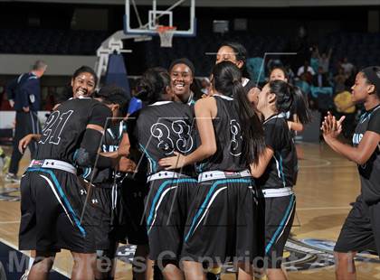Thumbnail 1 in Santiago vs. Etiwanda (CIF SS D1AA Final) photogallery.
