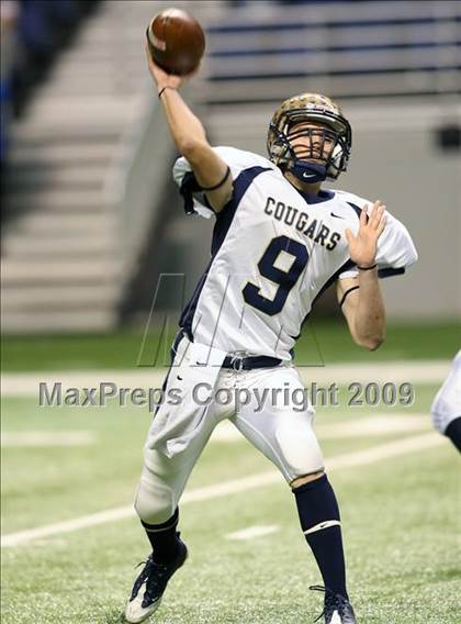 Thumbnail 3 in Edinburg North vs. Brandeis (Texas 5A Region 4 Playoffs) photogallery.