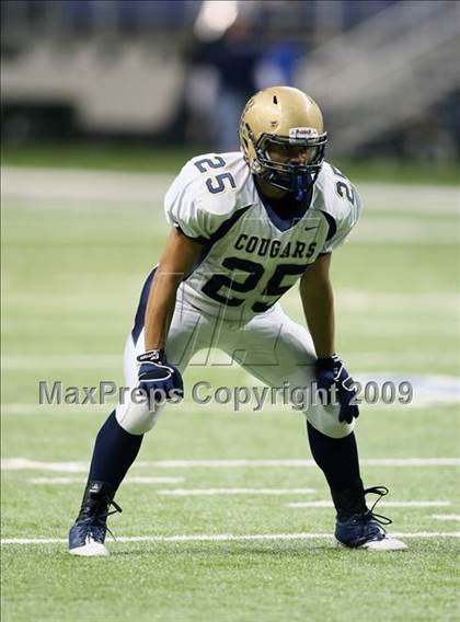 Thumbnail 1 in Edinburg North vs. Brandeis (Texas 5A Region 4 Playoffs) photogallery.