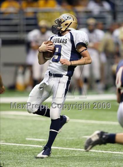 Thumbnail 3 in Edinburg North vs. Brandeis (Texas 5A Region 4 Playoffs) photogallery.