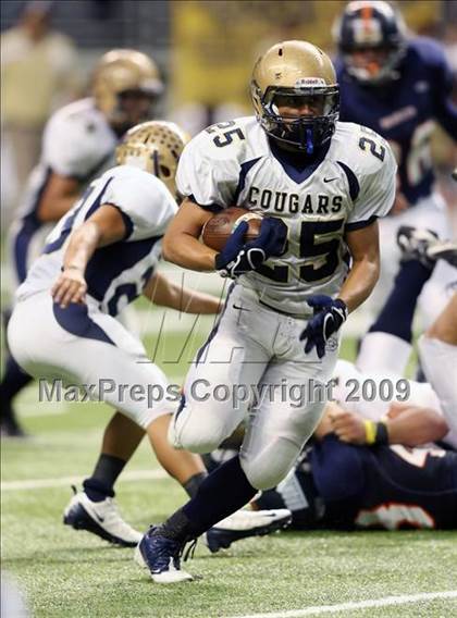 Thumbnail 2 in Edinburg North vs. Brandeis (Texas 5A Region 4 Playoffs) photogallery.