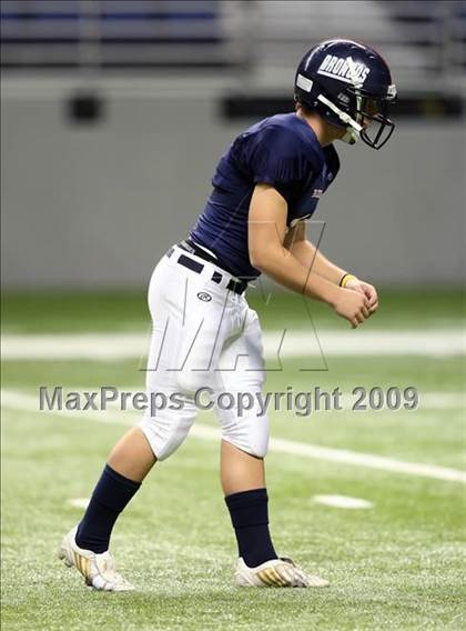 Thumbnail 2 in Edinburg North vs. Brandeis (Texas 5A Region 4 Playoffs) photogallery.