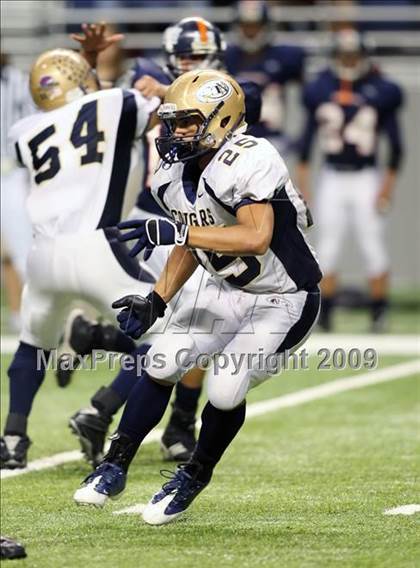Thumbnail 2 in Edinburg North vs. Brandeis (Texas 5A Region 4 Playoffs) photogallery.