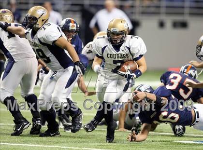 Thumbnail 3 in Edinburg North vs. Brandeis (Texas 5A Region 4 Playoffs) photogallery.