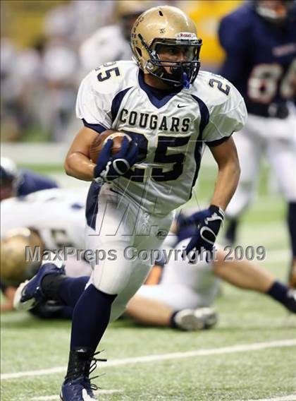 Thumbnail 2 in Edinburg North vs. Brandeis (Texas 5A Region 4 Playoffs) photogallery.